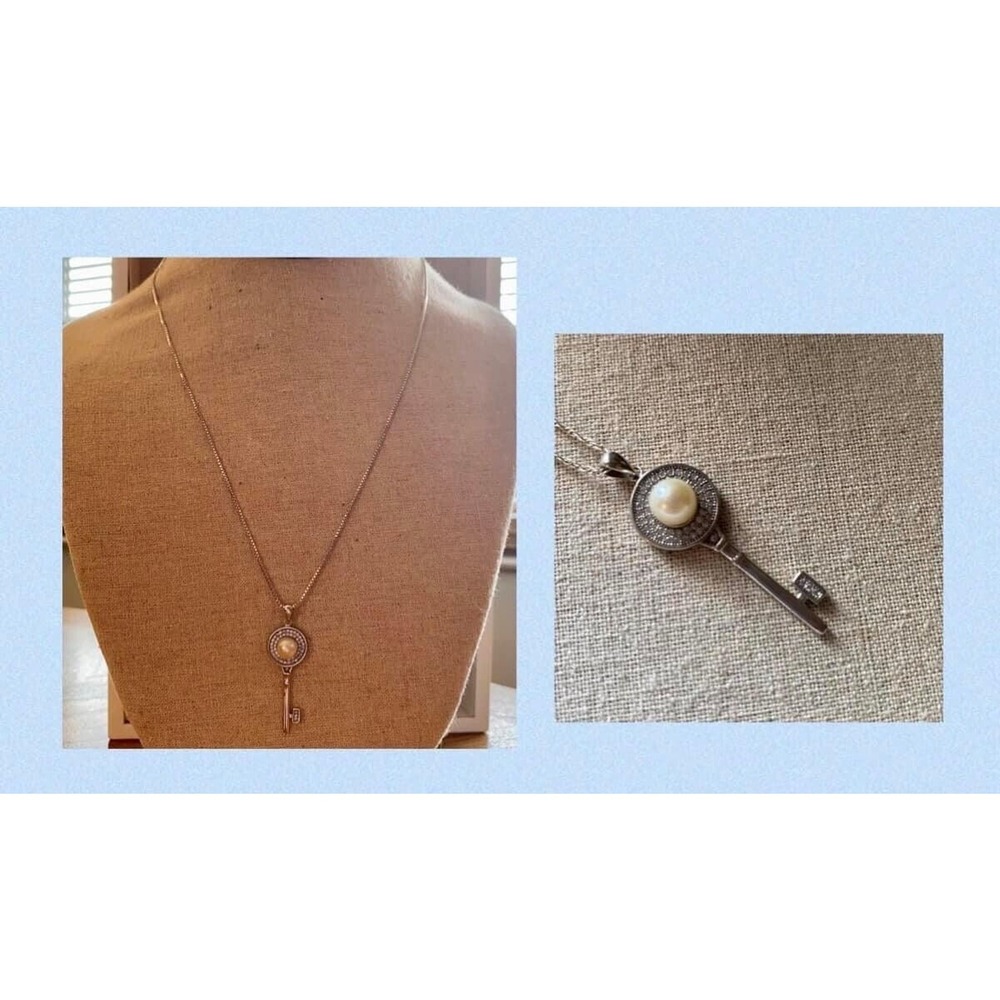 Vantel Pearls Sterling Silver Key Necklace